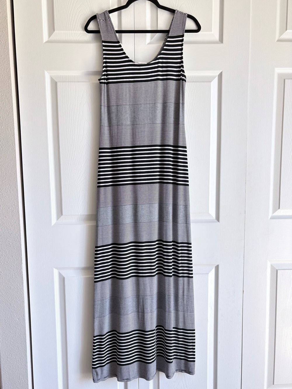 Merona Black and Gray Striped Maxi Tank Summer Dress Size Large
